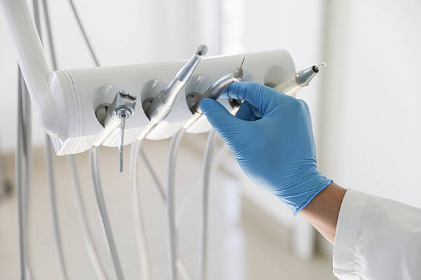 Professional Tooth Extraction technician working in Yorktown, TX